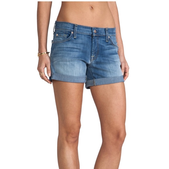 Mid Roll Up Short - Picture 2 of 5